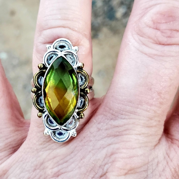 New Bi-Color Tourmaline 925 Silver Ring. - Picture 11 of 12